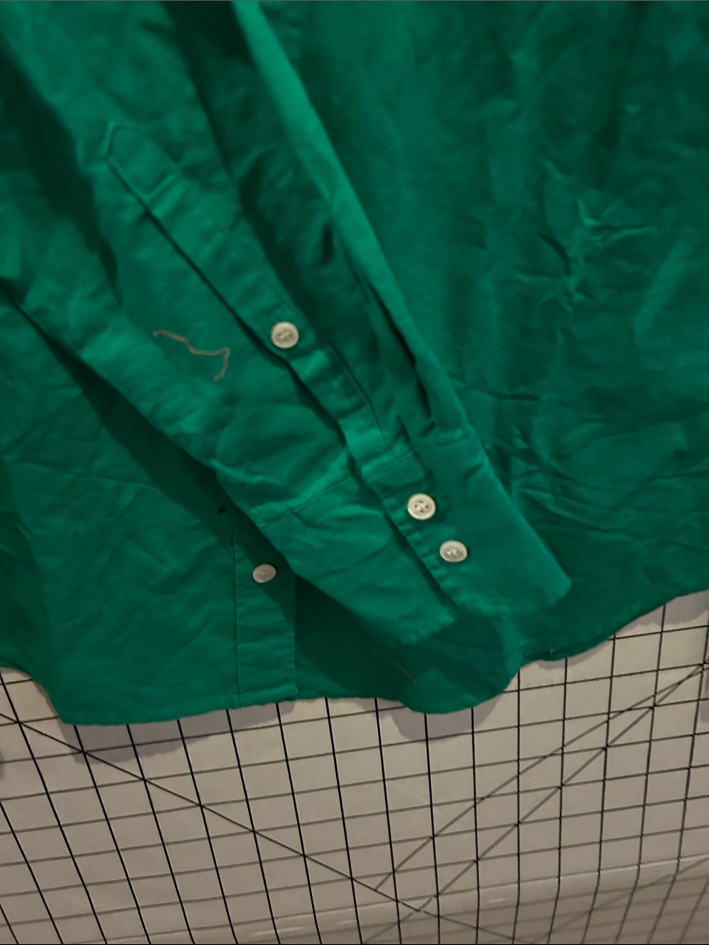 J. Crew women’s Green Long-Sleeve Button-Up Shirt - Picture 3 of 4